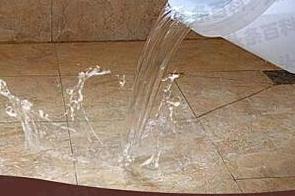 荥阳漏水维修 免砸砖防水材料该如何施工